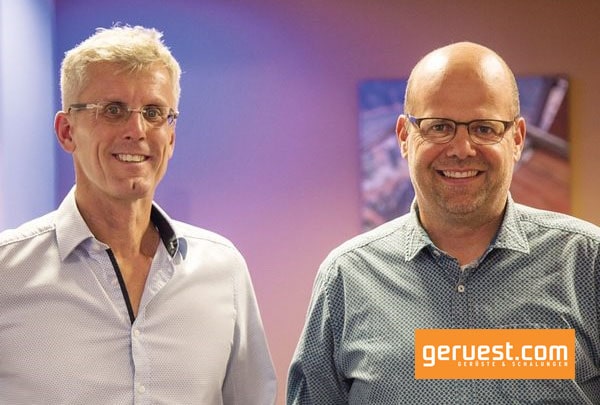 Michael Nordmeier (l.), technischer Leiter bei der Rux GmbH, und Marco Hiby, Mitglied der Geschäftsleitung.
